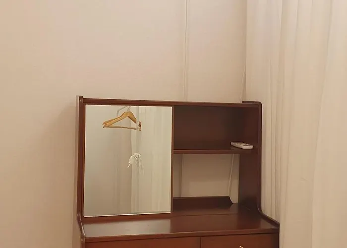 Apartamento 50 Off, Air Conditioner, 6 Minutes From Hongik Uni Sta, Airport Bus, Cleaning Fee 0, Elv, Parking, Blackout Curtains, Washing Machine, Dryer