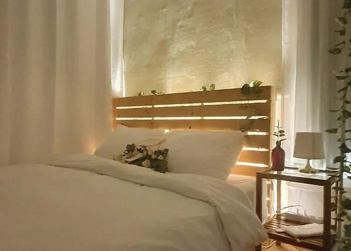 50 Off, Air Conditioner, 6 Minutes From Hongik Uni Sta, Airport Bus, Cleaning Fee 0, Elv, Parking, Blackout Curtains, Washing Machine, Dryer Apartamento