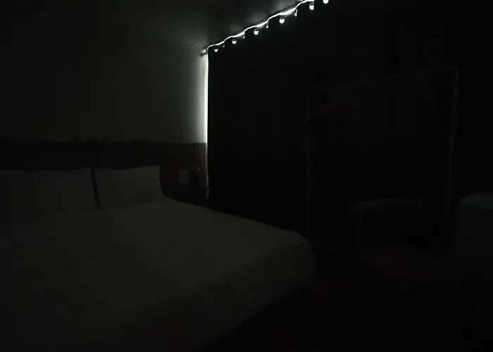 50 Off, Air Conditioner, 6 Minutes From Hongik Uni Sta, Airport Bus, Cleaning Fee 0, Elv, Parking, Blackout Curtains, Washing Machine, Dryer Apartamento