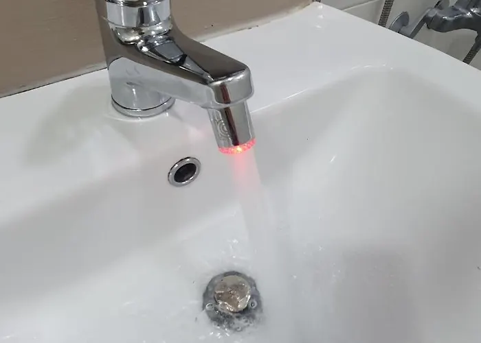Apartamento 50 Off, Air Conditioner, 6 Minutes From Hongik Uni Sta, Airport Bus, Cleaning Fee 0, Elv, Parking, Blackout Curtains, Washing Machine, Dryer